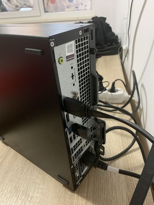 Unitate mini pc dell intel i3 gen8 ssd 256gb 8gb ram ddr4