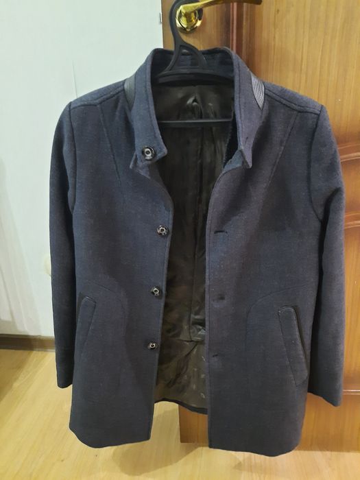 Пальто зимнее. Новое. Размер S.