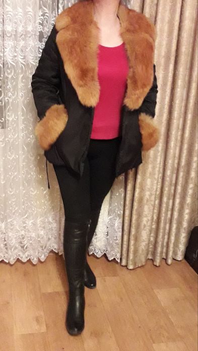 Продам женские  48 разм.