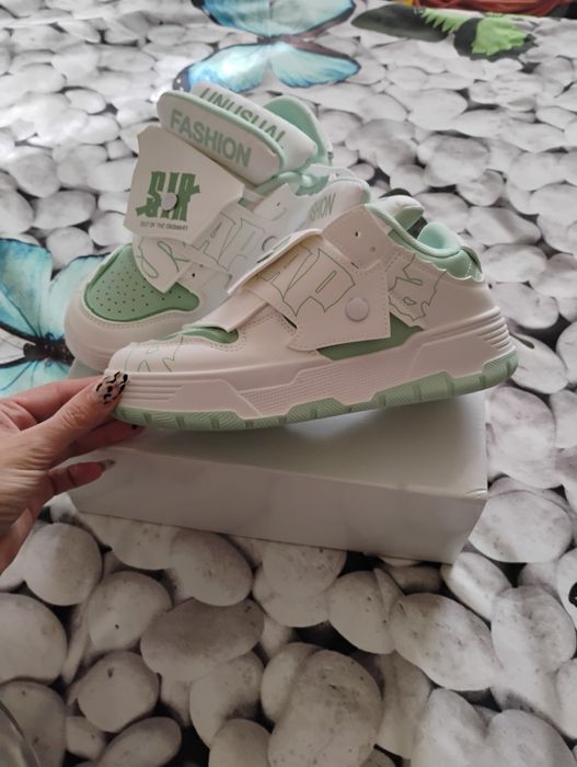 Adidași casual dama Nr 38