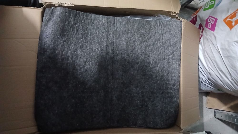 Pad absorbție ulei si apă