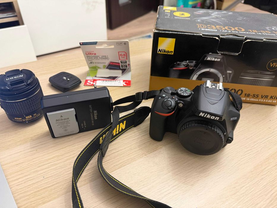 DSLR NIKON D3500 KIT FULL BOX Obiectiv NIKKOR AF-P 18-55mm f/3.5-