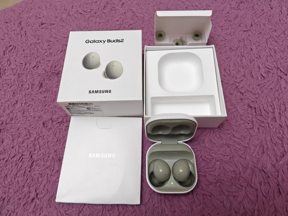 Продам Samsung buds 2