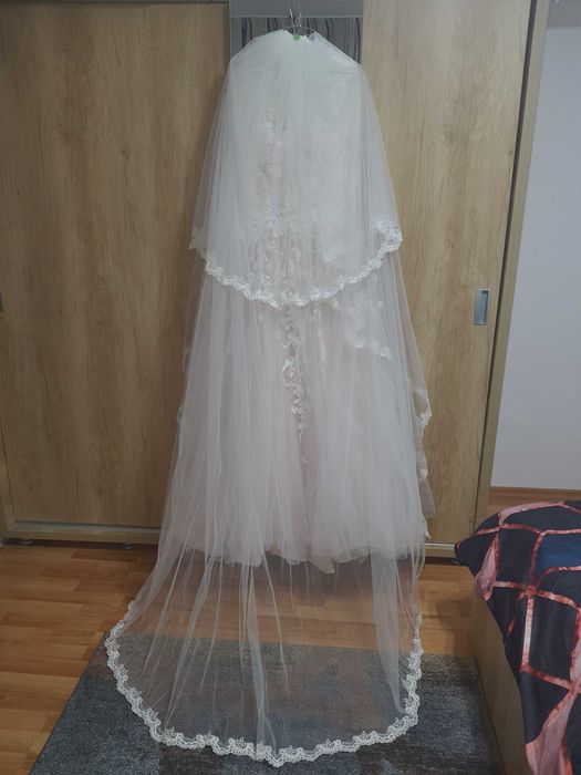 Rochie mireasa Oksana Mukha