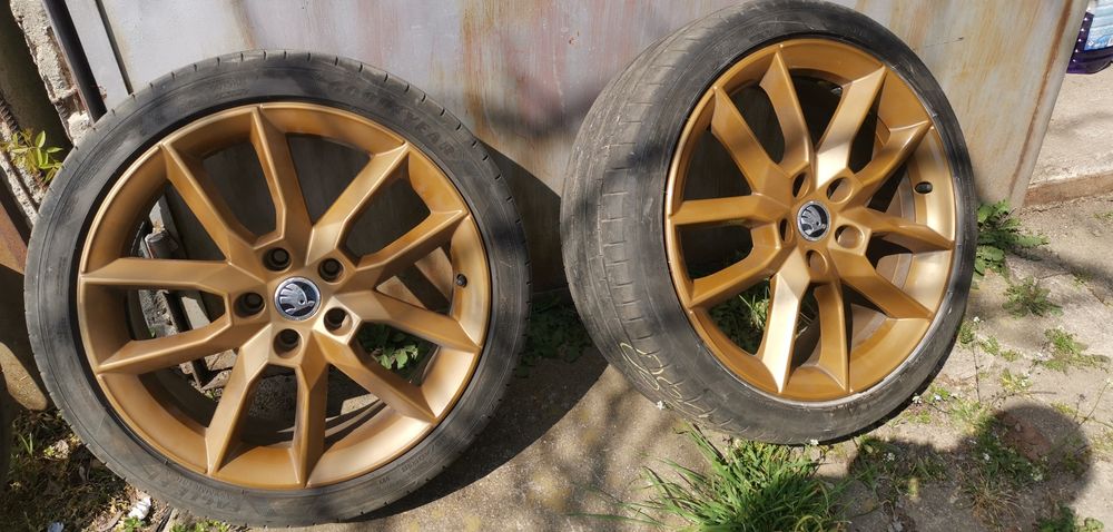 Gemini 18" Goodyear asymetric 6 dot 23 225/40/18