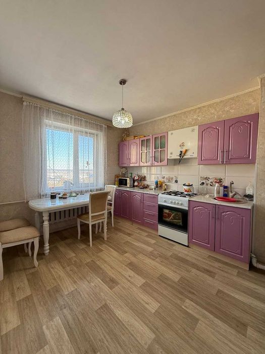 Продам 3х ком квартиру в КЖБИ