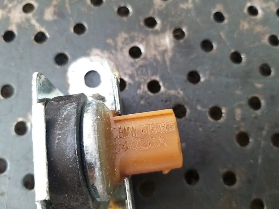 Senzor accelerator bmw seria 5 e60 6752866