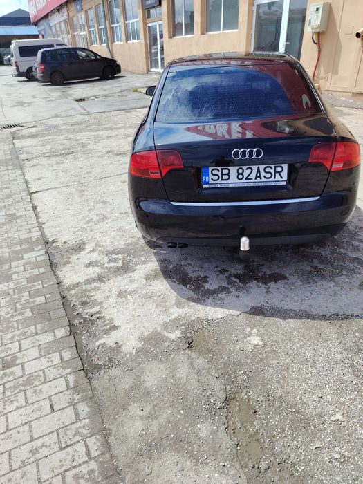 Vând audi A4 b7.