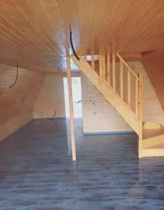 Cabane tip A frame la cheie