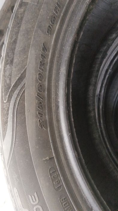 Продам летние шины 215/60/R17