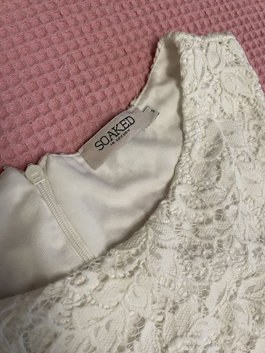 Rochita alba ocazie marimea S