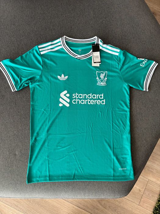 Ливърпул Трети Екип