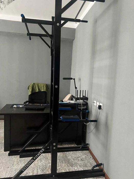 Отличный турник для подтягивание мышц е