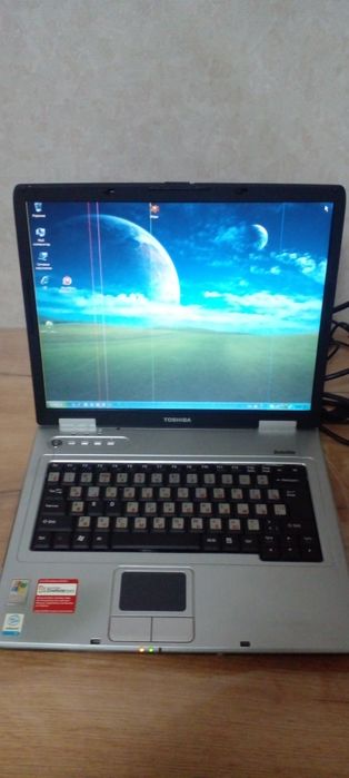 Ноутбук Тошиба .