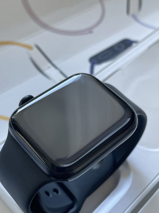 Apple watch SE 3 44mm GPS