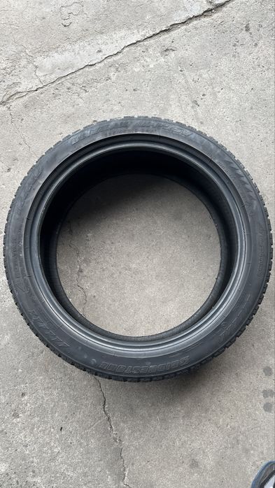 BRIDGESTONE 225/45/19 Зима 4бр  Dot 18