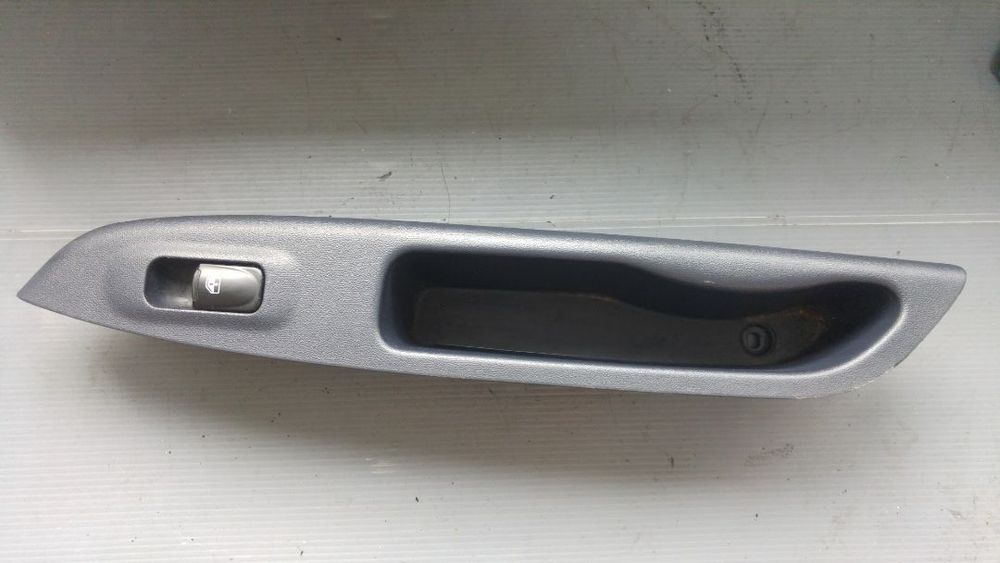 buton geam electric cu maner stanga fata hyundai ix20 83710-1e010 93578-20000