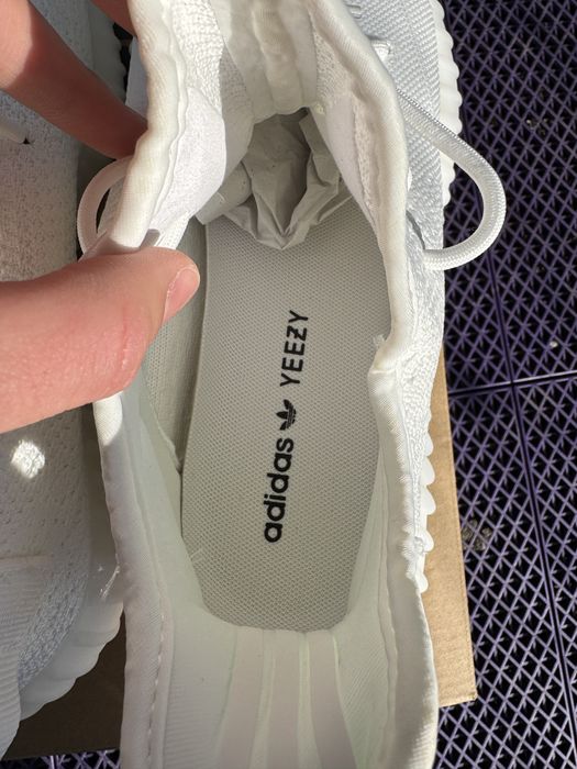 Yeezy 350v2 Triple White