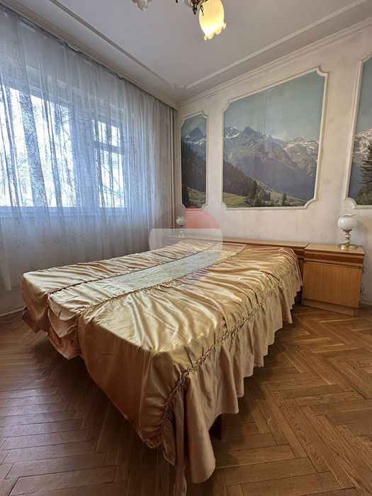 Тристаен апартамент под наем, Лятно кино Тракия В.В 4667