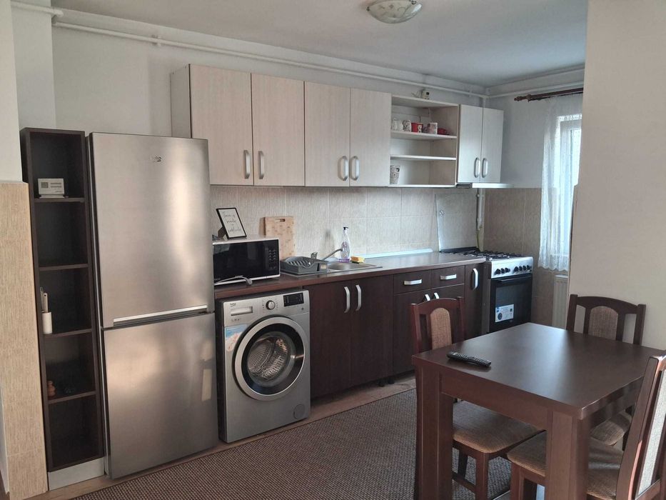 Pf inchiriez apartament 2 camere situat in zona BMV