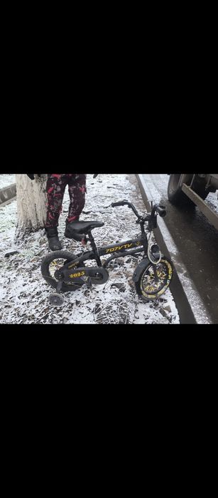 велосипед ребёнок ездил