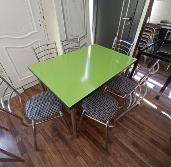 Stol stul sotiladi donasi 170 000