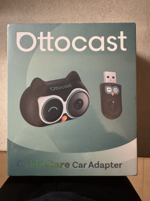 Ottocast Безжичен CarPlay с камера за задна седалка