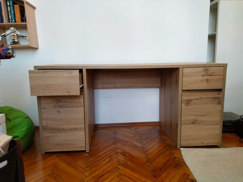 Birou tahoe kika