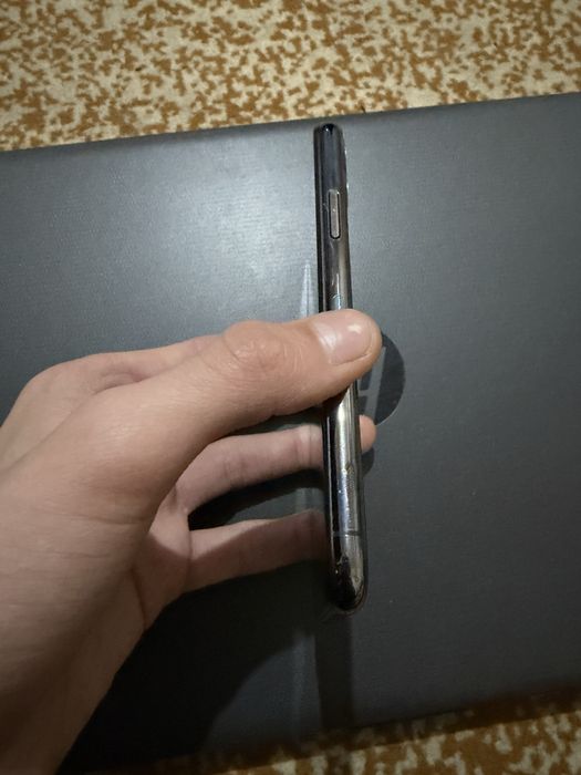 Iphone 11 pro abmn ham bor