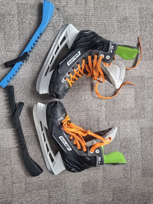 продам коньки Bauer XLS