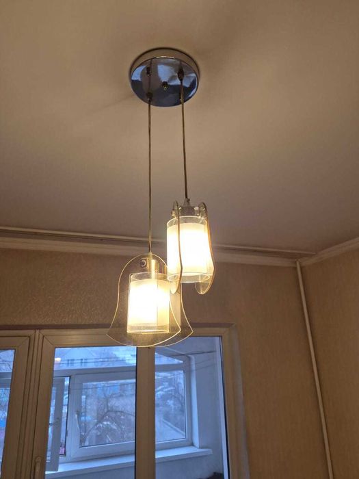 Люстра в отличном состоянии