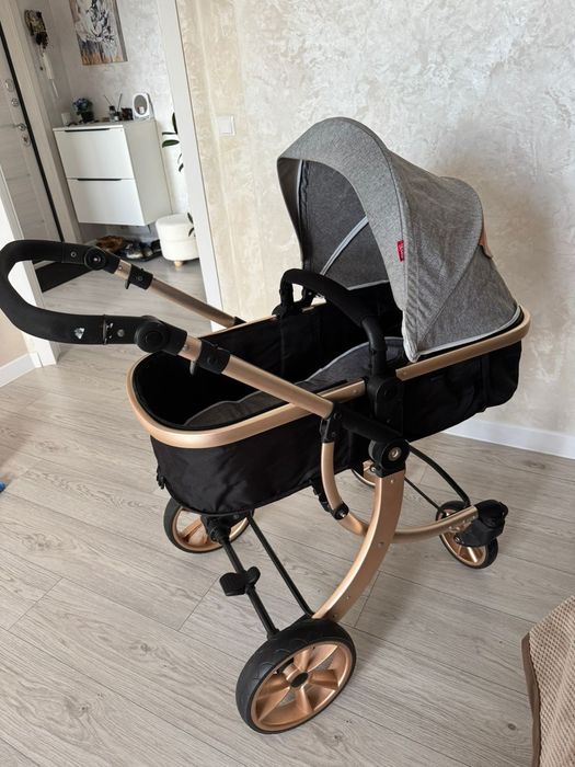 Продам отличную коляску