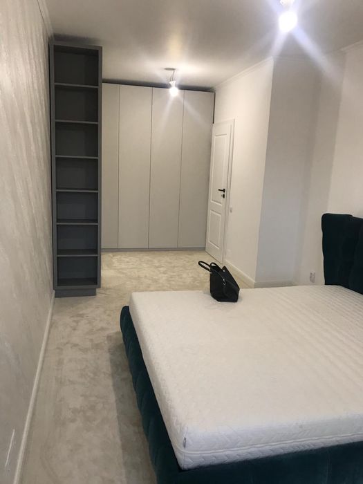 Inchiriez apartament strada Mihai Eminescu(langa Parcul Central)