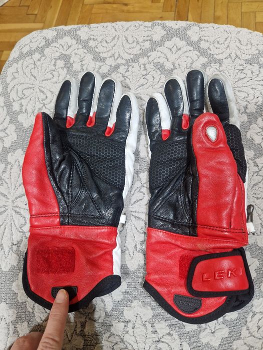 Дамски ски ръкавици Leki