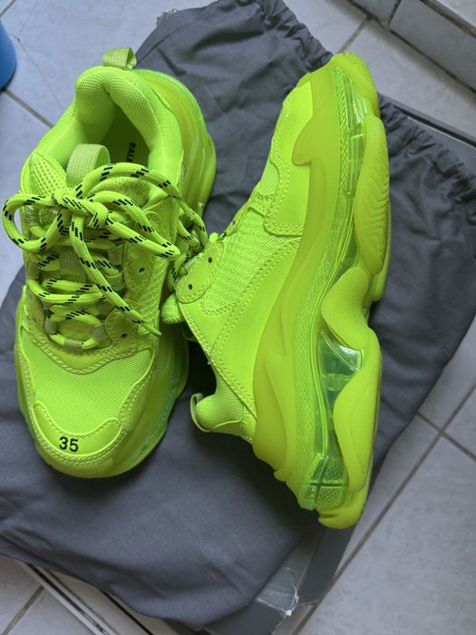 Balenciaga triple S originali