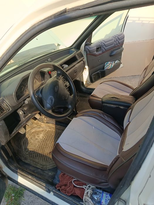 Продам машину Ford Курьер 1994