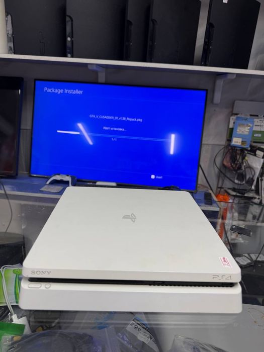 Продается playstation 4 slim
