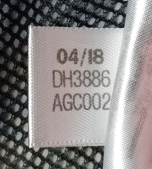 Adidas Originals Camouflage Windbreaker Jacket оригинално яке M Адидас