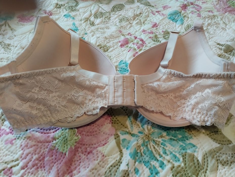 Дамски сутиен !!!