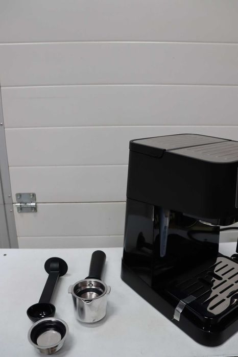 Еспресо машина DE’LONGHI Stilosa EC 260.BK, 15 bar, 1100 W, 1 л, Черен
