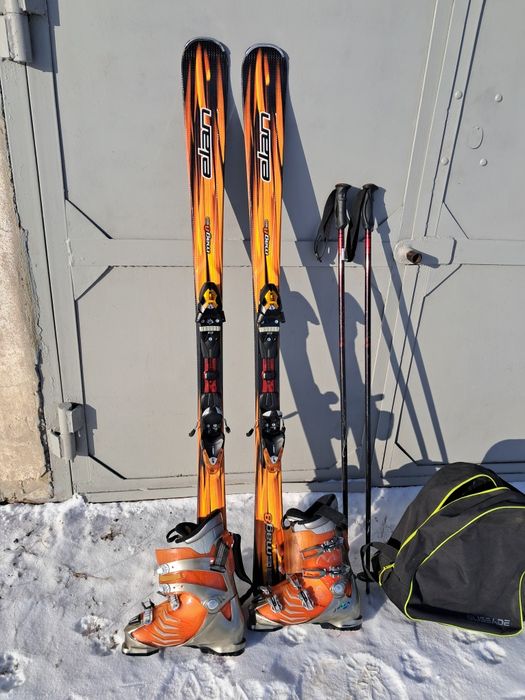 Продам Горные лыжи.