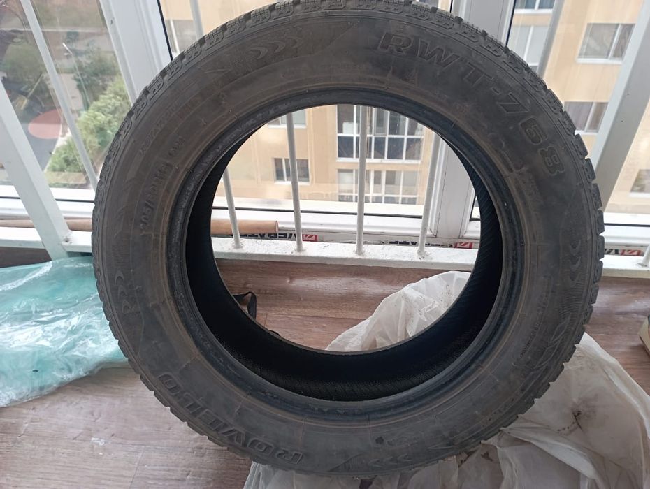 Продам шины  липучка