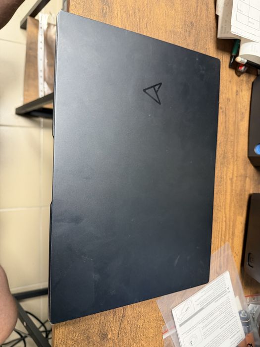Asus zenbook 14 UM3402