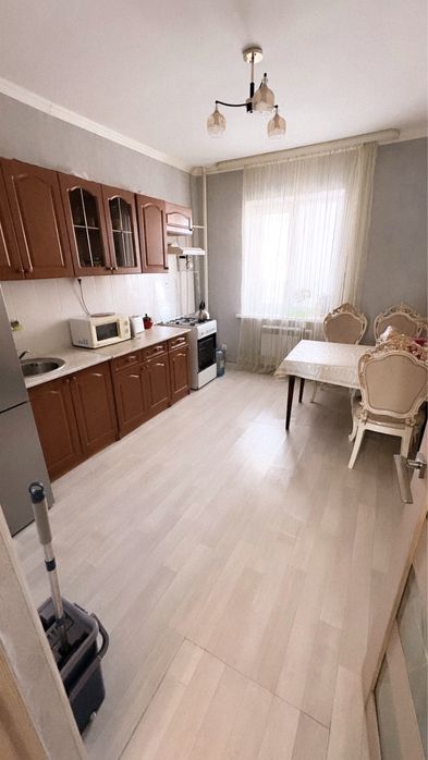 Продается 4 комнатная квартира