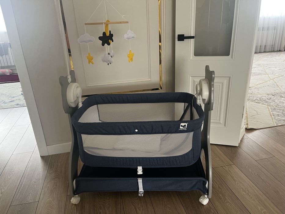 Люлька манеж электронный