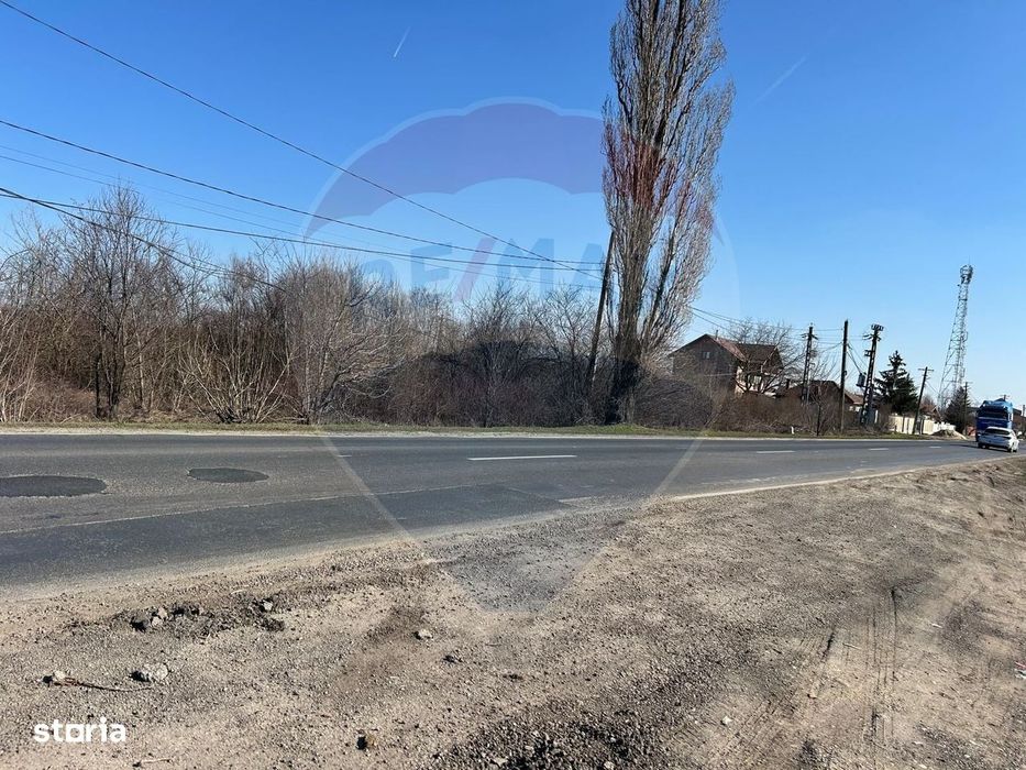 VANZARE Teren intravilan 40,000mp Cocani / Academia Titi Aur
