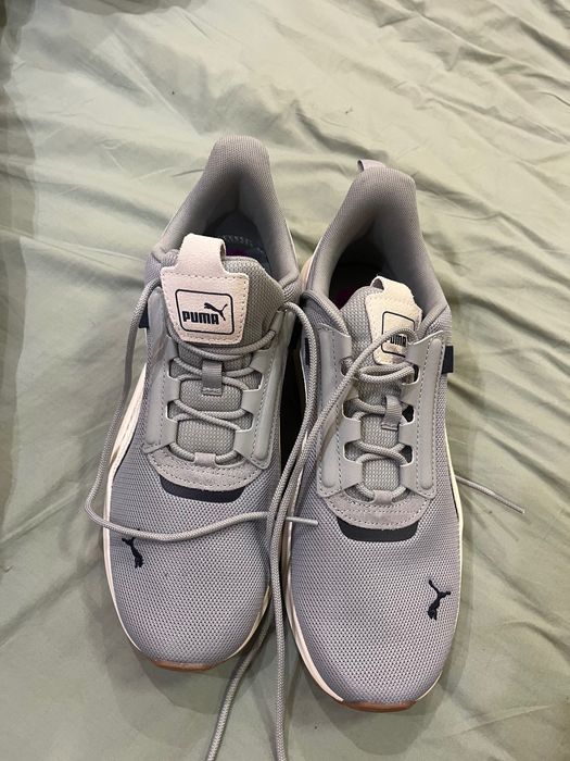 Чисто нови маратонки пума, купени от САЩ, 44 номер