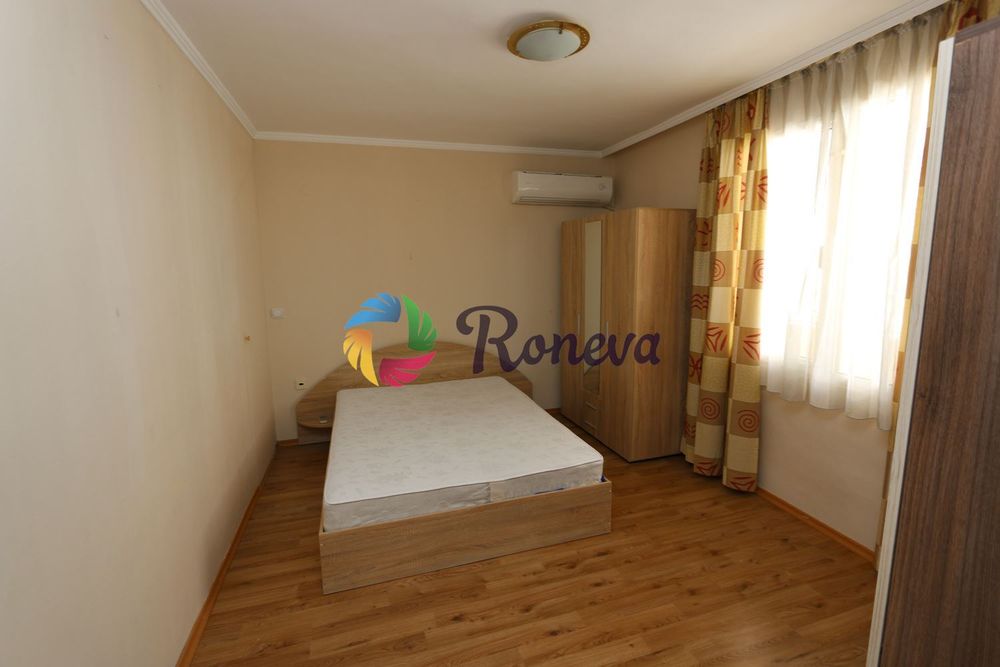 Дава се под наем Мезонет в Варна, Център - 220 кв.м за 1300 € - Снимка #2