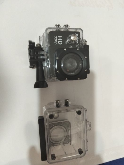 Cameră+protecție apă