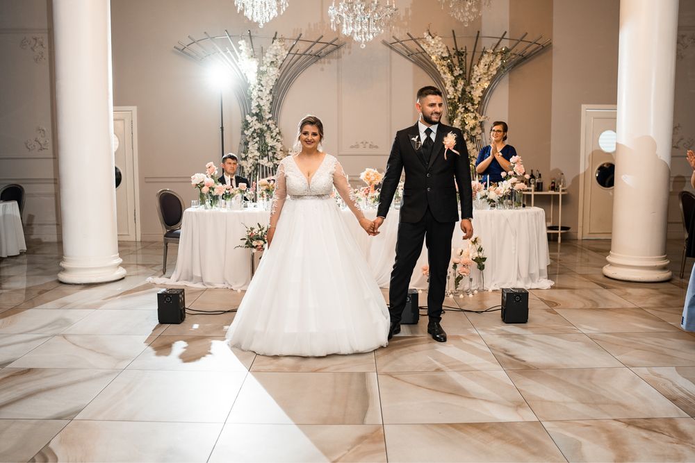 Vand rochie de mireasă , mai multe detalii in privat
